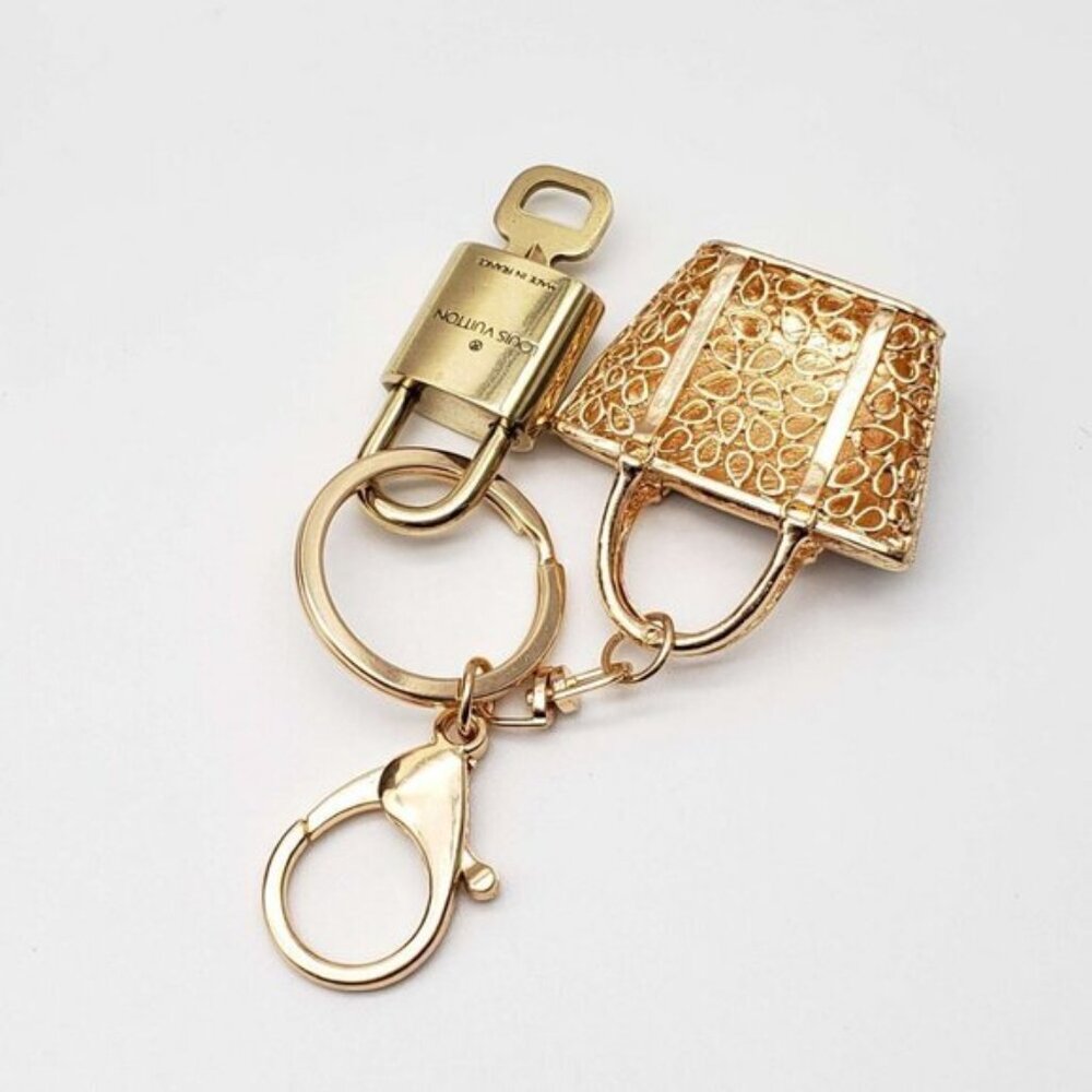 Louis Vuitton Gold Lock 🔑 Authentic LV Padlock + Bag Unbranded Leopard Charm - Picture 4 of 7